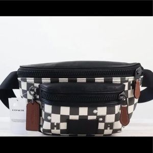 Coach Westway Belt Bag Fanny Pack Waist Bag With Checker Print!